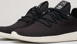 adidas Originals Pharrell Williams Tennis HU cblack / cblack / cwhite EUR 45 1/3