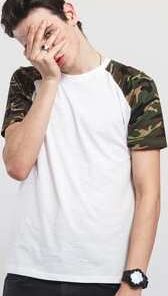 Urban Classics Raglan Contrast Tee bílé / camo zelené XXL