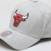 Mitchell & Ness Team Logo Low Pro Chicago Bulls melange šedá