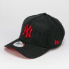 New Era 940 MLB Heather Pop Aframe NY melange černá / červená