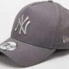 New Era 940 MLB League Essential AF NY tmavě šedá