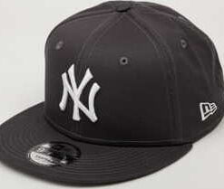 New Era 950 Essential NY tmavě šedá / bílá S-M