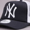 New Era Clean Trucker NY navy / bílá