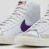 Nike Blazer Mid '77 Vintage white / voltage purple - sail EUR 40.5