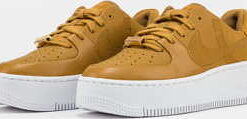 Nike W AF1 Sage Low LX wheat / wheat - metallic gold EUR 44.5