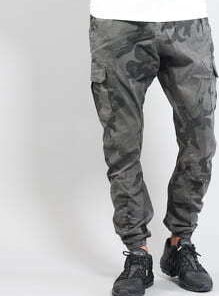 Urban Classics Camo Cargo Jogging Pants camo tmavě šedé