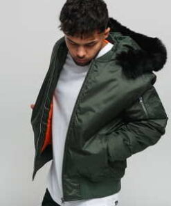 Urban Classics Hooded Basic Bomber Jacket olivová