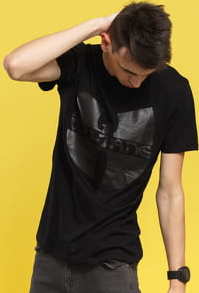 WU WEAR Black Logo T-Shirt černé