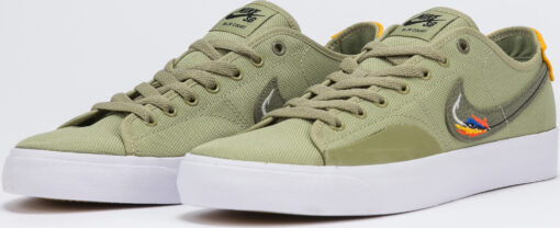 Nike SB Blazer Court DVDL dusty olive / medium olive