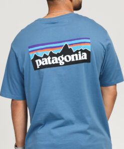 Patagonia M's P­6 Logo Organic T-­Shirt modré