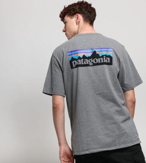 Patagonia 's P6 Logo Responsibili Tee melange šedé