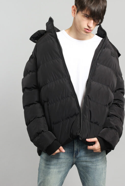 Urban Classics Hooded Puffer Jacket černá